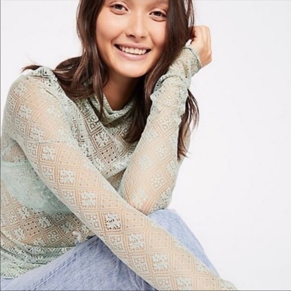 Free People Sweet Memories Lace Turtleneck Top XS - Picture 3 of 6
